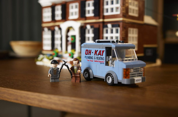 Zestaw klocków LEGO Ideas Home Alone 3955 elementów (21330) - obraz 7