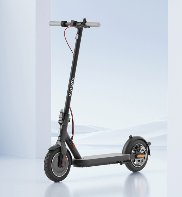 Hulajnoga elektryczna Xiaomi Mi Electric Scooter 4 Black (46441) - obraz 6