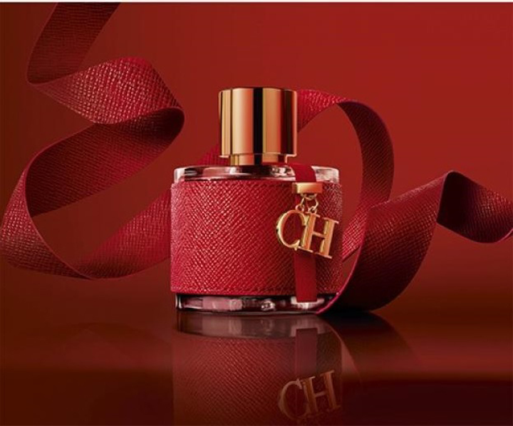 Woda toaletowa damska Carolina Herrera CH 30 ml (8411061607176) - obraz 3