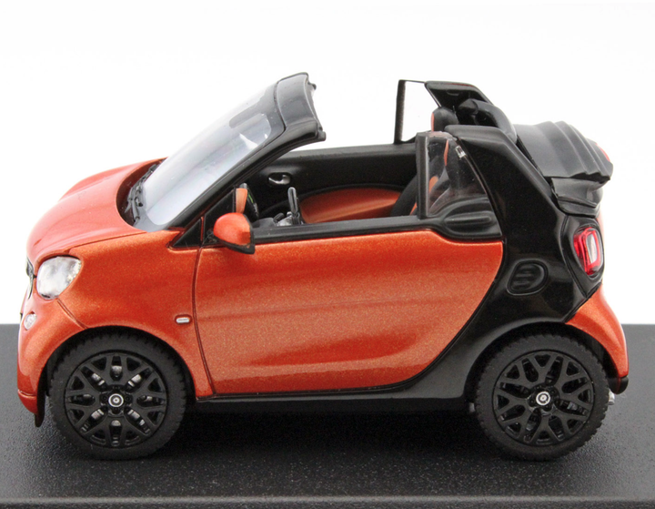 Модель автомобіля SMART Fortwo Cabrio (A453) Black/Orange by Norev