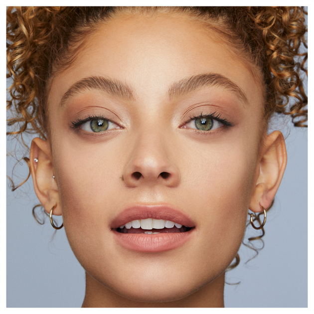 Modelujący wosk do brwi w sztyfcie Maybelline New York Tattoo Brow 00 Transparent 1,1 g (3600531650704) - obraz 8