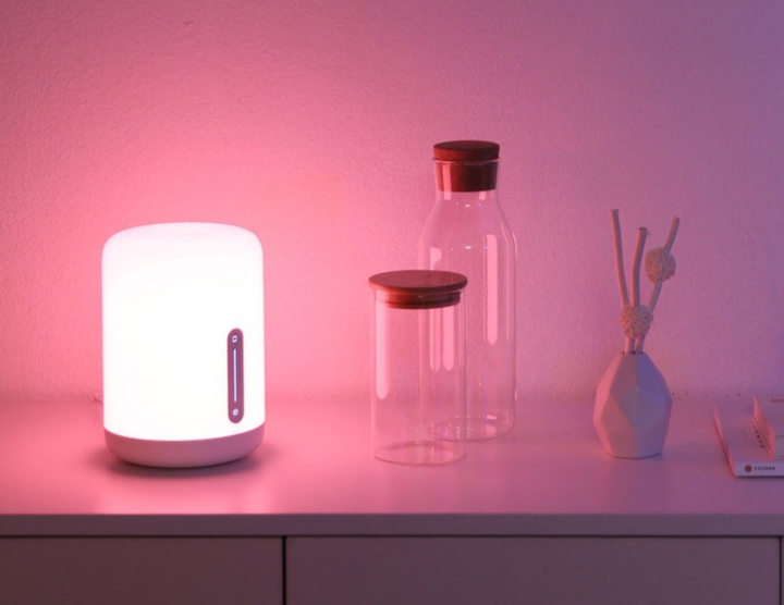 Портативний смарт-нічник Xiaomi Mi Bedside Lamp 2 - зображення 9
