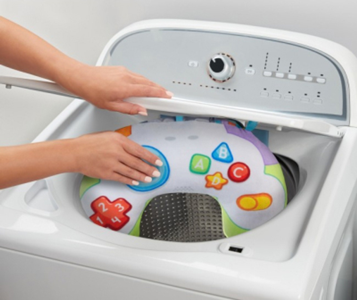 Poduszeczka pod brzuszek Fisher-Price Malego Gracza (194735047727) - obraz 6