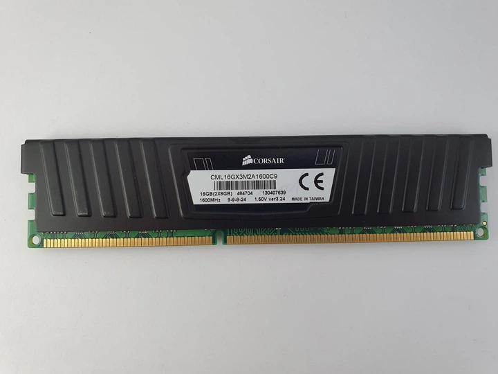 Corsair CMV8GX3M2A1333C9 Value Select 8GB (2x4GB) DDR3 1333 Mhz CL9 - Comparer Avec