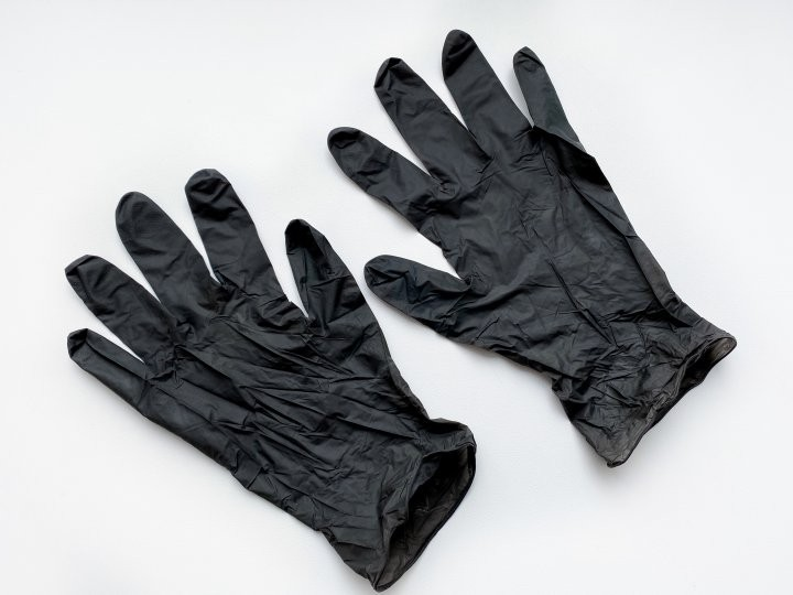 Нитриловые чёрные перчатки 5.5 гр для уборки Puritex 100шт.S - изображение 1