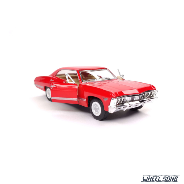 Модель автомобіля Chevrolet Impala 1967 1:43 Kinsmart (K3935) – фото ...