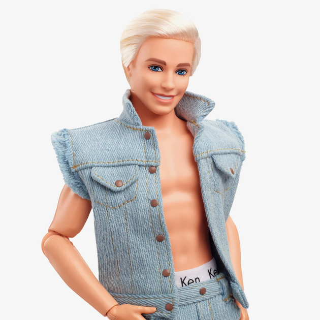 Кукла Кен Барби Райан Гослинг в джинсовом костюме Barbie The Movie Ken In Denim Matching Set (HRF27) - изображение 5