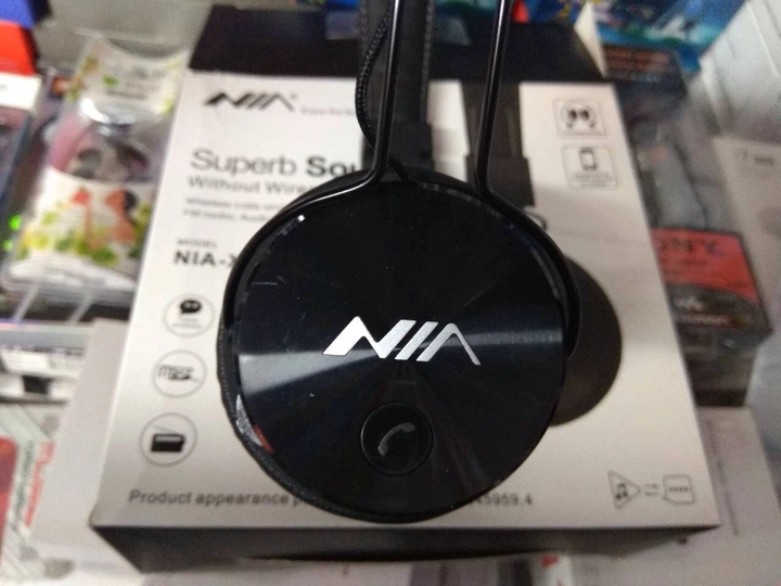 Наушники беcпроводные Черный Nia X3 Black с микрофоном (33547BKNSH) TIN66 - Фото 4 Наушники беcпроводные Черный Nia X3 Black с микрофоном (33547BKNSH) TIN66 - изображение 4
