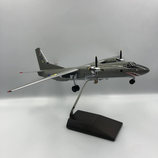 Модель літака Антонов Ан-26 
