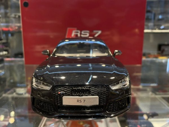 Audi RS 7 Sportback ミニカー Audi RS 7 Sportback Модель 1:24 Зеленый - 5sector