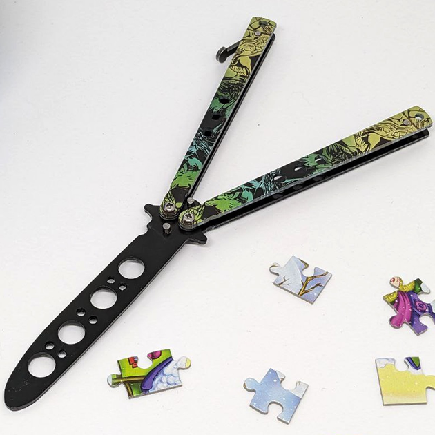 Тренировочный детский нож бабочка BexShop цветной раскладной нож бабочка (27875) - изображение 1
