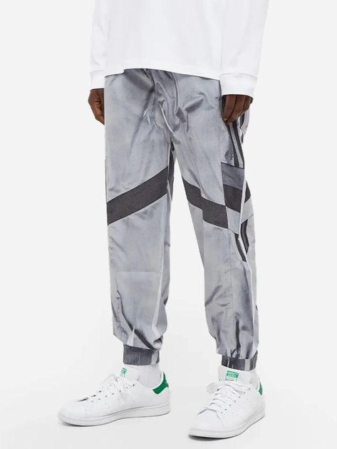 Спортивні штани чоловічі Adidas Fb Silk Tp HD2236 S Сірі (4065427505107) - зображення 1