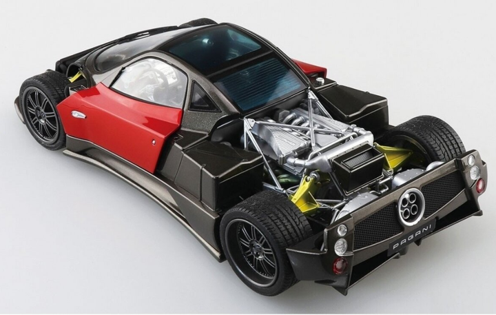 Сборная модель 1/24 автомобиль '05 Pagani Zonda F Aoshima 05603 - изображение 3