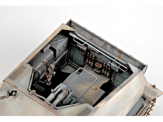 Сборная модель танка 1/35 German Pz.Sfl. IVa Dicker Max Trumpeter 00348 - изображение 3