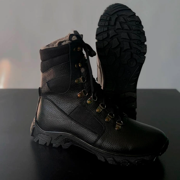 Утепленные Берцы из натуральной кожи / Зимние ботинки с меховой подкладкой в черном цвете размер 38 - изображение 2