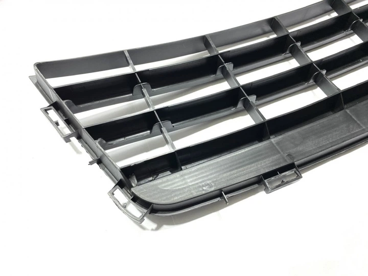 Решетка бампера переднего Great Wall Haval H3 KLM 2803306-K24 - изображение 3