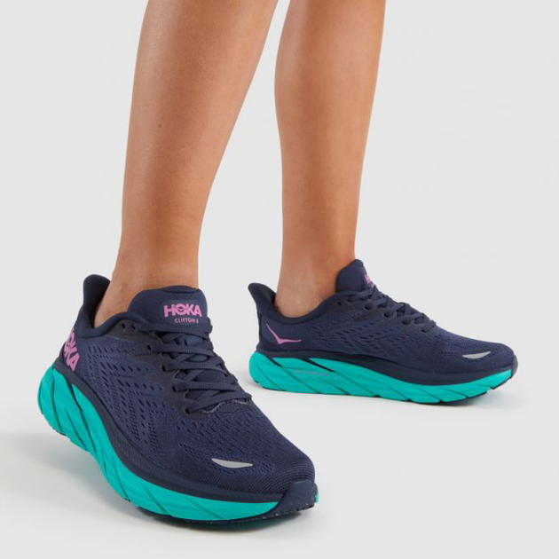 Buty do biegania po asfalcie damskie HOKA ONE ONE Clifton 8 Wide 1121375 38 2/3 Granatowe (194715626812) - obraz 2