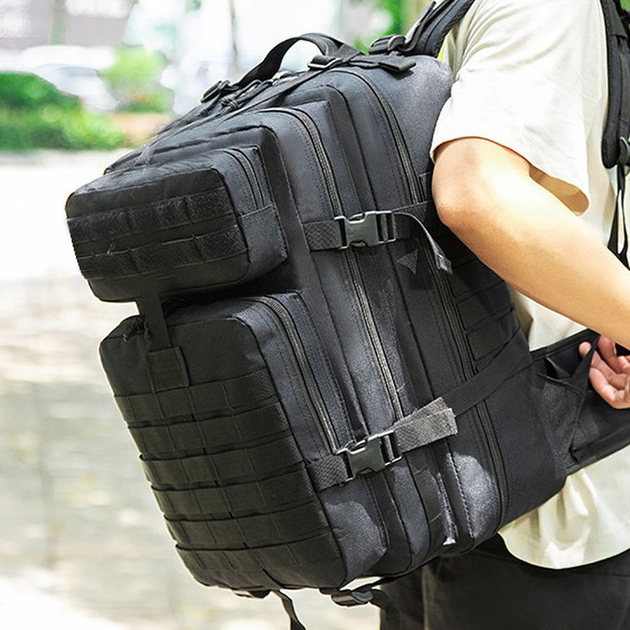 Вместительный походный мужской рюкзак с системой MOLLE 50 л черный - изображение 1