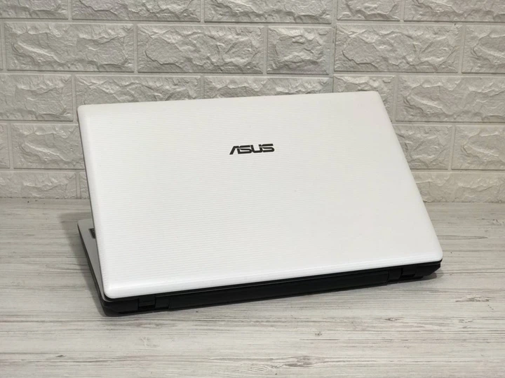 БВ Ноутбук Asus X75VCP 17.3 Intel Pentium 2020M 8 RAM 120 SSD