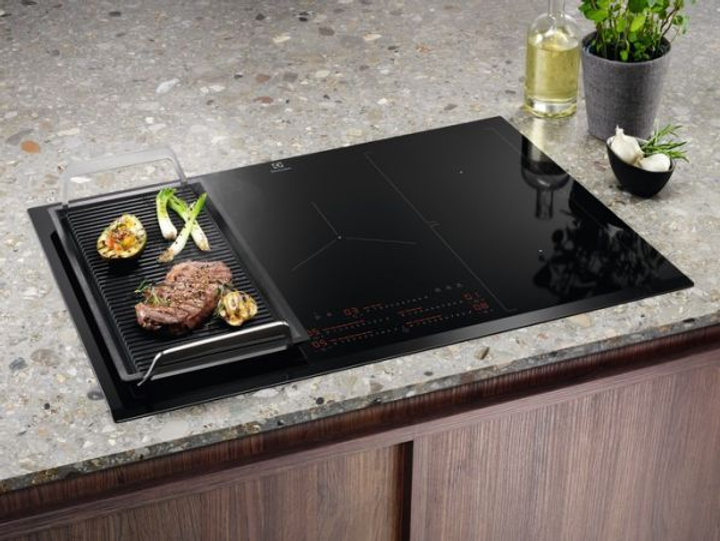 Електрична варильна поверхня Electrolux eiv84550 чорний - зображення 4