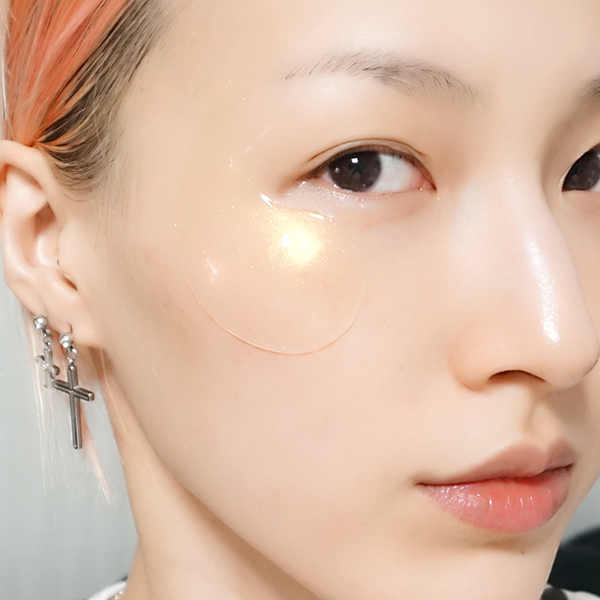 Гидрогелевые патчи Petitfee Gold & Snail Hydrogel Eye Patch для глаз с золотом и улиткой 60 шт - Фото 2 Гидрогелевые патчи Petitfee Gold & Snail Hydrogel Eye Patch для глаз с золотом и улиткой 60 шт - изображение 2