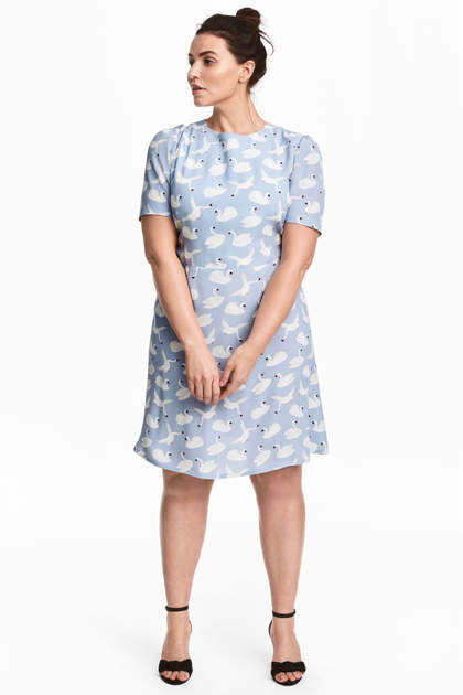 Акція на Сукня-футболка міді літня жіноча H&M 4865715abr 46 Блакитна від Rozetka