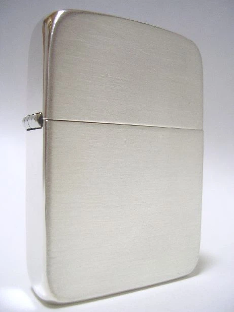 Серебряная зажигалка Zippo 24 Silver 1941 Replica Hand Satin