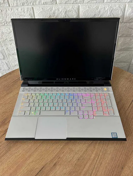 Ноутбук Dell Alienware m17 R2 17.3" 144Hz i9 9980HK 16Gb SSD 512Gb RTX 2080 Б/В - Фото 6 Ноутбук Dell Alienware m17 R2 17.3" 144Hz i9 9980HK 16Gb SSD 512Gb RTX 2080 Б/В - изображение 6