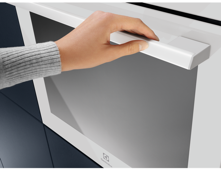 Духова шафа електрична Electrolux EOE8P39WV - зображення 4