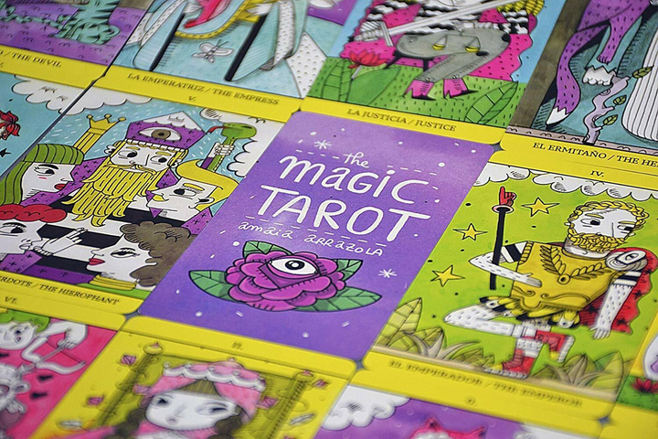 Karty Tarota Fournier Magic Tarot firmy Amaia Arrazola 1 talia x 78 kart (8420707451776) - obraz 4