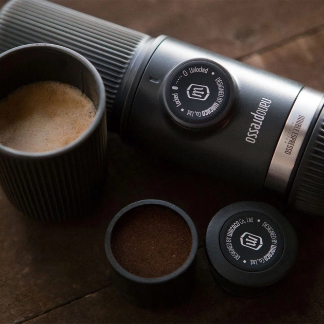 Zestaw akcesoriów do przenośnego ekspresu do kawy Wacaco Nanopresso Barista Kit Black (4897066230139) - obraz 4