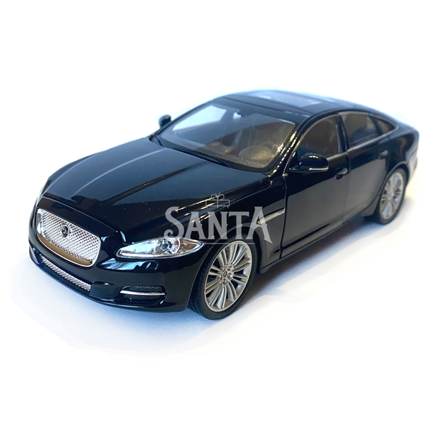 Игрушечная машинка металлическая WELLY 1:24 JAGUAR XJ, черный