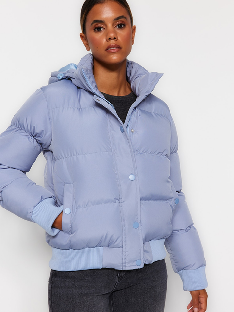 Акція на Куртка зимова коротка жіноча Trendyol TWOAW24MO00166 M Blue від Rozetka