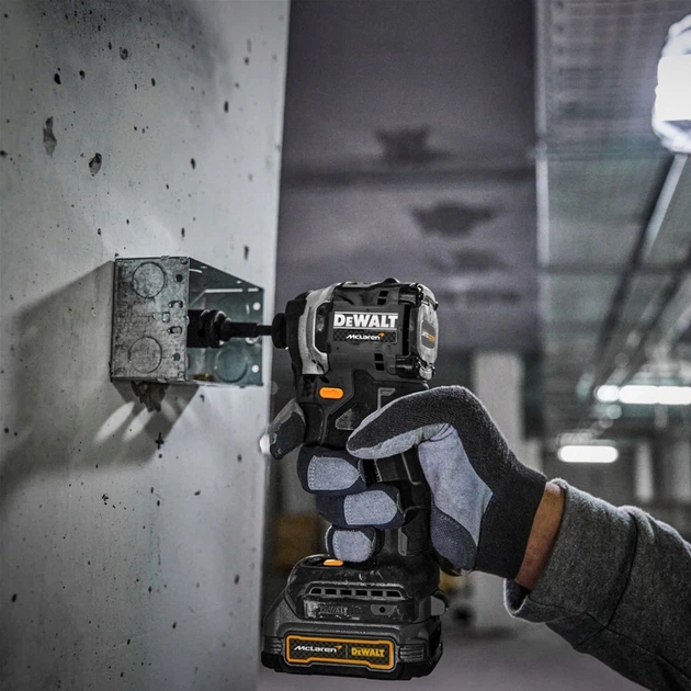 Шурупокрут ударний DeWalt McLaren F1 TEAM LIMITED EDITION (DCF85ME2GT) - зображення 8