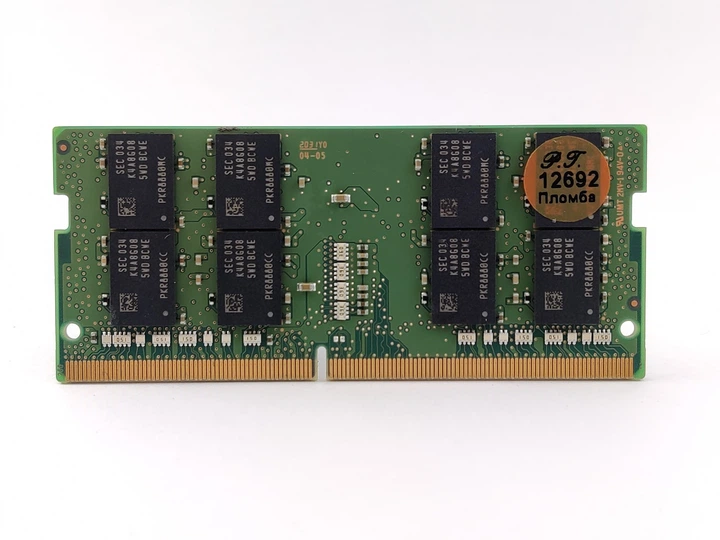 Оперативная память для ноутбука SODIMM Samsung DDR4 16Gb PC4