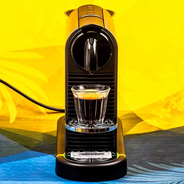 Кофемашина капсульная Nespresso CitiZ Platinum Titan D140