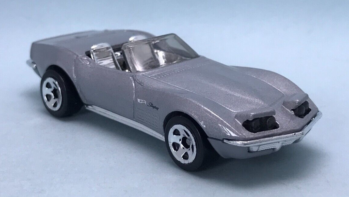 Машинка Хот Вилс 1:64 72 Stingray Convertible коллекция HW Roadsters Hot Wheels Mattel HKK12 - изображение 3