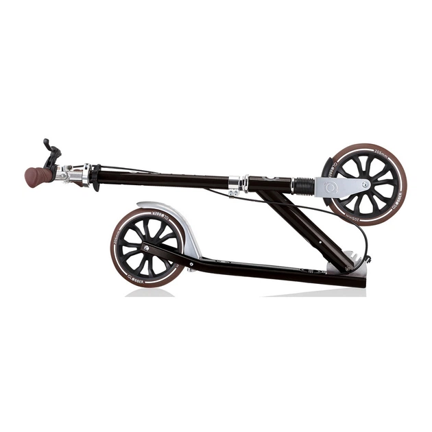Самокат Globber NL205 Deluxe с ручным тормозом Черный (685-120) - Фото 7 Самокат Globber NL205 Deluxe с ручным тормозом Черный (685-120) - изображение 7