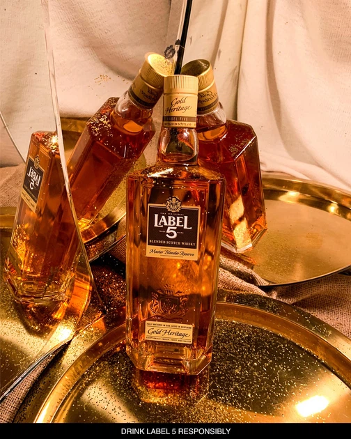 Виски Label 5 Gold Heritage 0.7 л 40% в подарочной коробке