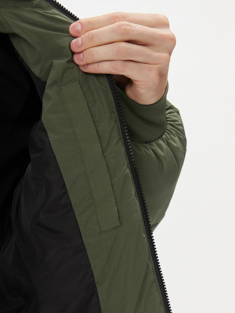 Пуховик чоловічий Calvin Klein J30J324072 S Зелений (8720108501064) - зображення 6