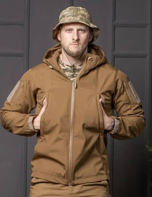 Мужская куртка Softshell койот с капюшоном и липучками под шевроны водонепроницаемая M - изображение 1