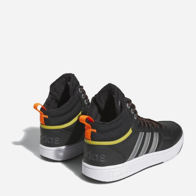 Zimowe sneakersy męskie wysokie ocieplane adidas Hoops 3.0 Mid Wtr HR1440 41.5 (7.5UK) 26 cm Czarne (4065426098884) - obraz 3