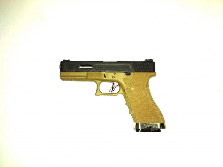 Пістолет WE Glock 17 Force pistol Metal Tan-Silver GBB (Страйкбол 6мм) - зображення 1