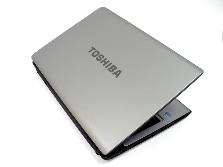 Ноутбук Toshiba Satellite L350-262-Intel Celeron T3000-1.8GHz-2Gb