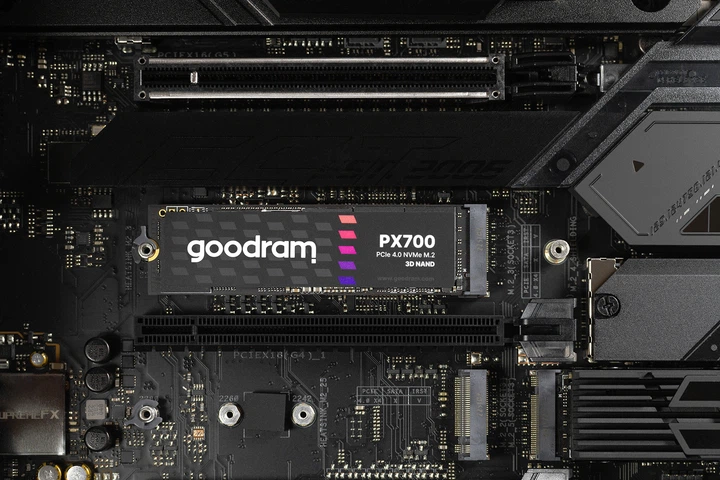 SSD диск Goodram PX700 1TB M.2 2280 PCIe 4.0 x4 NVMe 3D NAND (SSDPR-PX700-01T-80) - Фото 10 SSD диск Goodram PX700 1TB M.2 2280 PCIe 4.0 x4 NVMe 3D NAND (SSDPR-PX700-01T-80) - зображення 10