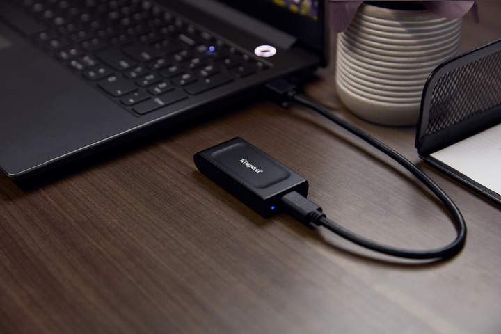 Dysk SSD Kingston XS1000 Portable 2000GB USB 3.2 Gen 2 (SXS1000/2000G) - obraz 4