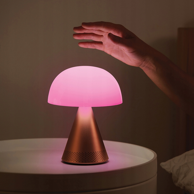 Lampa stołowa Lexon Mina Audio L LED z głośnikiem bluetooth Gold (3660491203839) - obraz 6