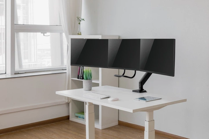 Uchwyt do trzech monitorów 17-27" Gembird MA-DA3-03 - obraz 10
