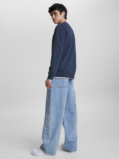 Sweter męski luźny Tommy Jeans DM0DM13273 S Granatowy (8720116625660) - obraz 2