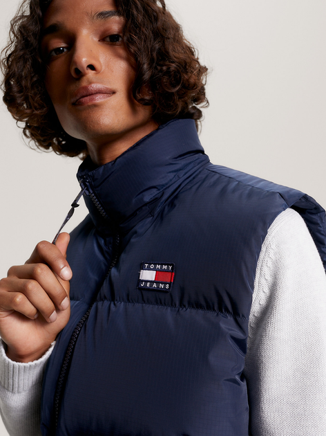 Теплий жилет чоловічий Tommy Jeans DM0DM14447-C87 S Синій (8720641290425) - зображення 4
